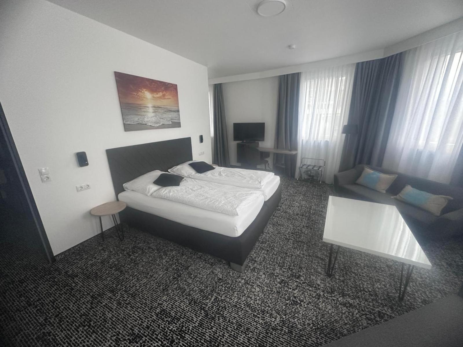 Panorama Hotel Rheinkrone Andernach Esterno foto